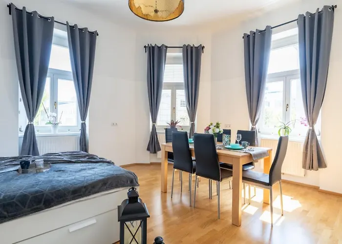 Yeshello Station Appartement